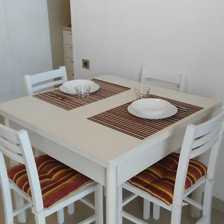 Monolocale Vicino Al Lago פסקיארה דל גארדה